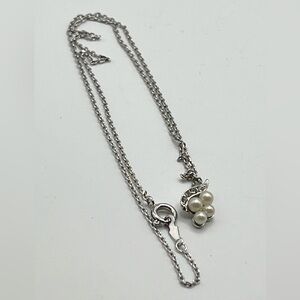 Elegant Silver Pearl And Rhinestone Dainty Necklace